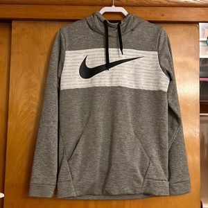 NIKE Dri-Fit hoodie!✨